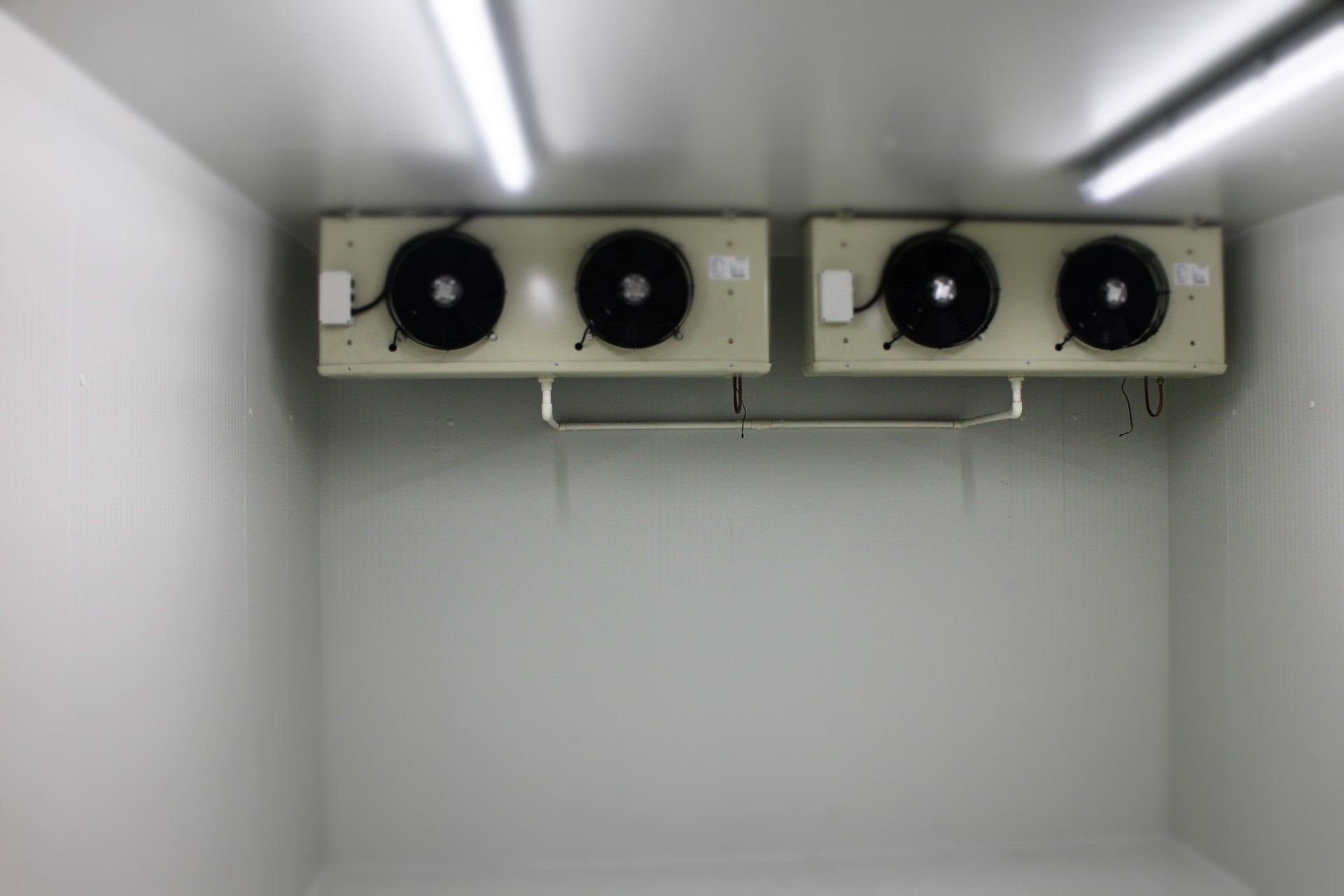 學(xué)校建設(shè)500m3實驗室冷藏庫投資費用需要多少錢？