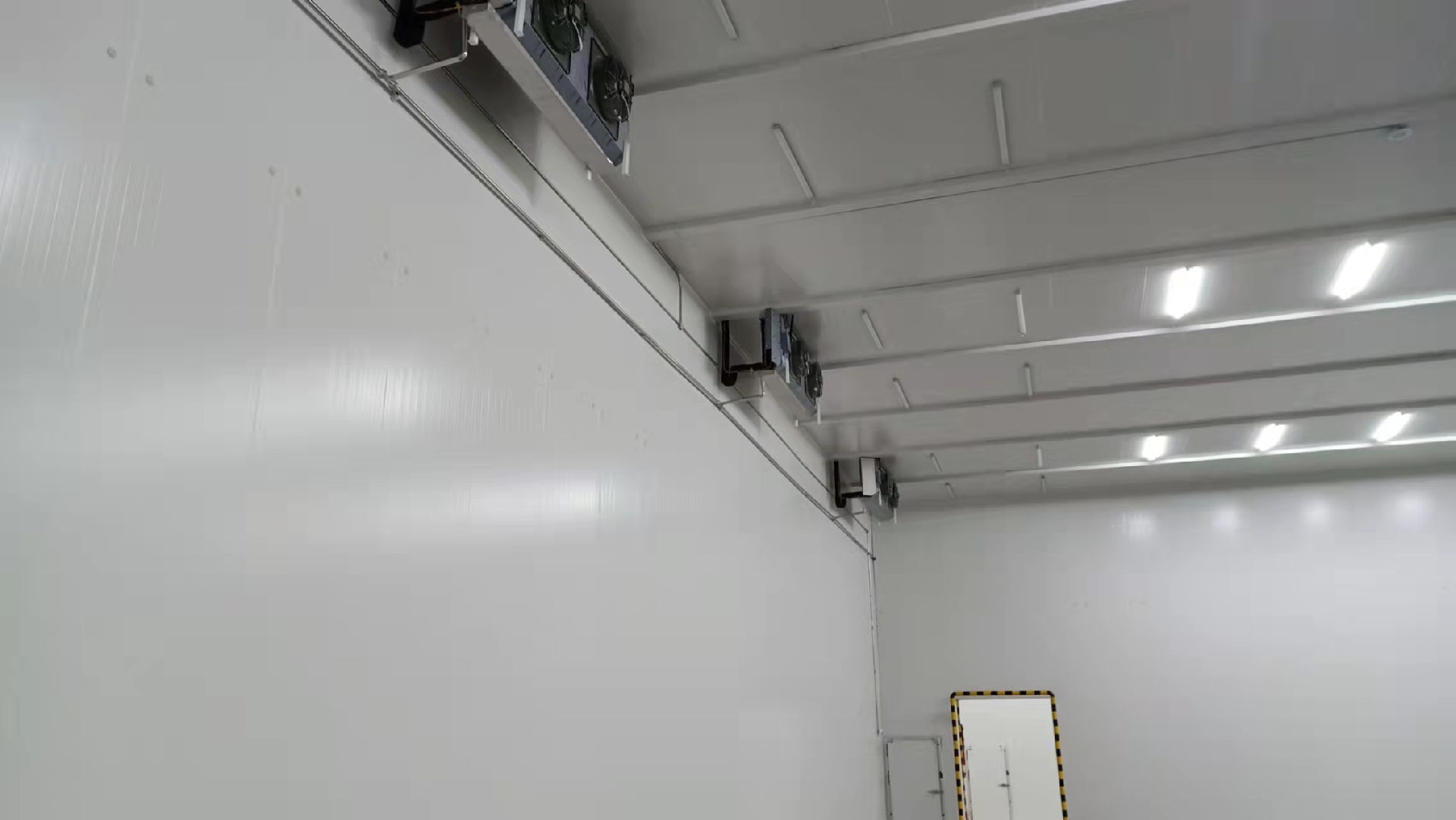 建設(shè)1100㎡醫(yī)院冷藏庫(kù)安裝費(fèi)用價(jià)格是多少? 建設(shè)1100㎡醫(yī)院冷藏庫(kù)安裝費(fèi)用價(jià)格是多少?